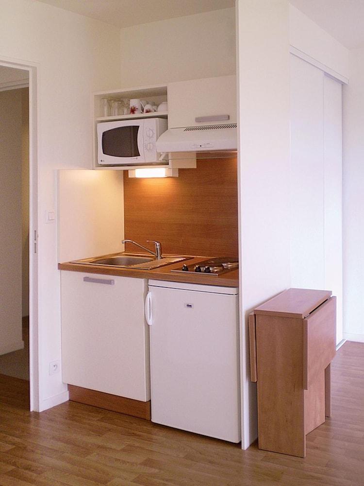 Sejours & Affaires Rennes Longs Champs Aparthotel Bagian luar foto