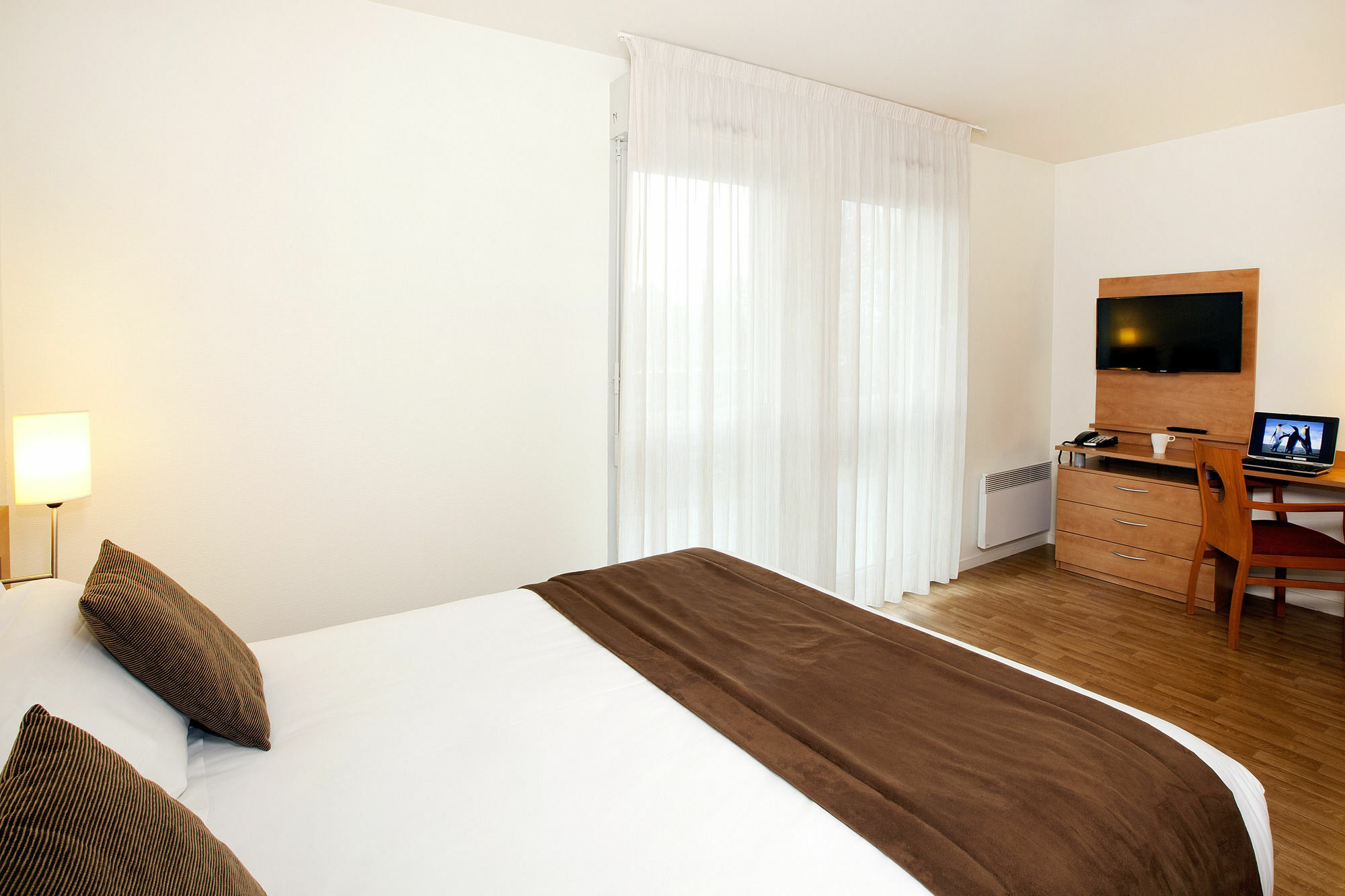 Sejours & Affaires Rennes Longs Champs Aparthotel Bagian luar foto