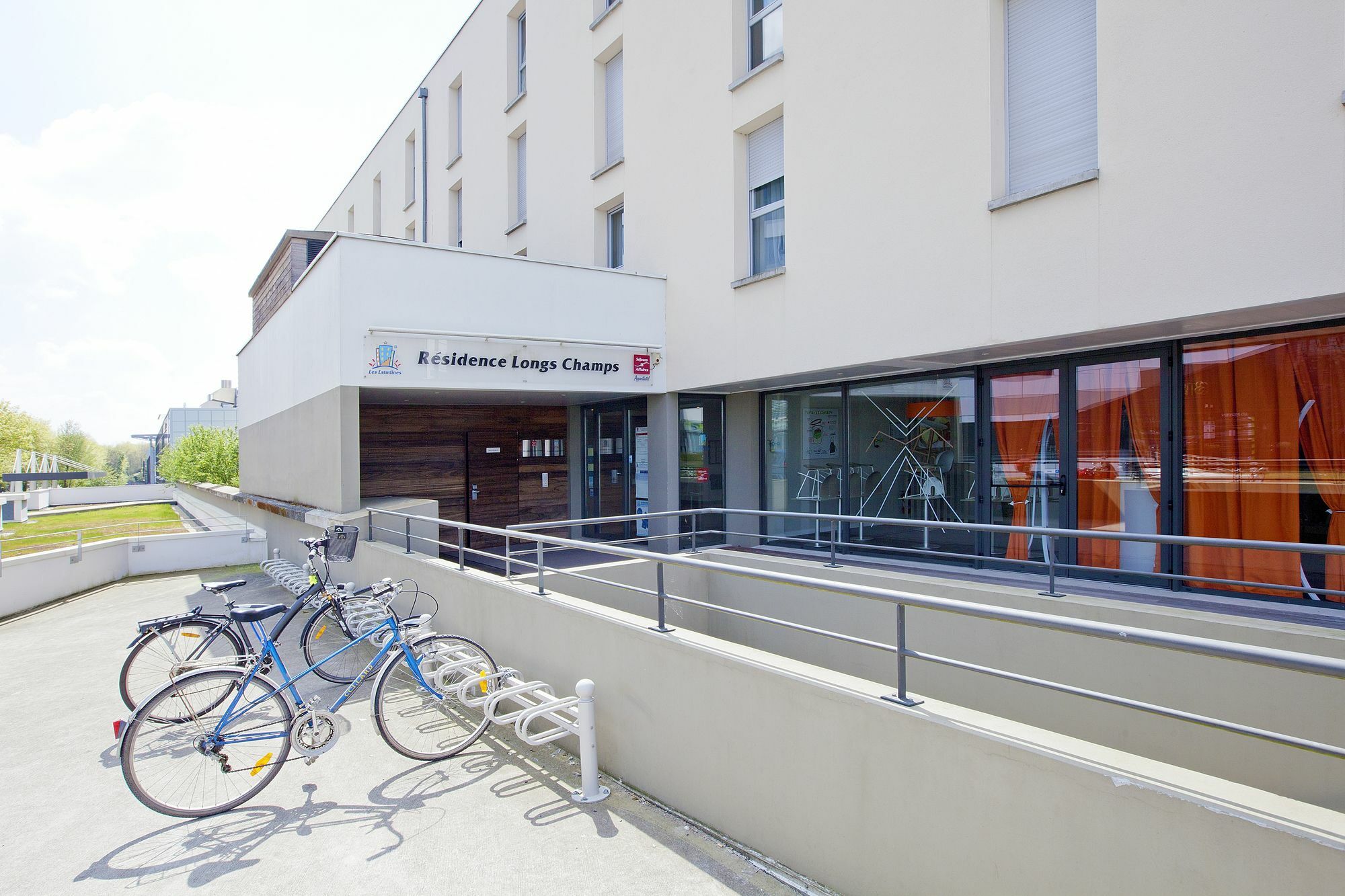 Sejours & Affaires Rennes Longs Champs Aparthotel Bagian luar foto